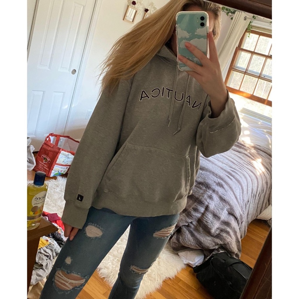Nautica Large Grey Sweatshirt
